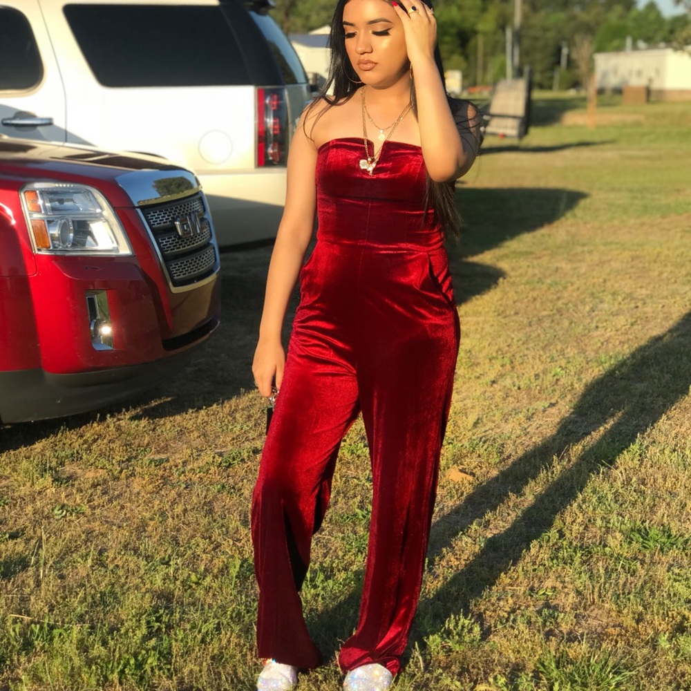 Meet your Posher, Anahilee